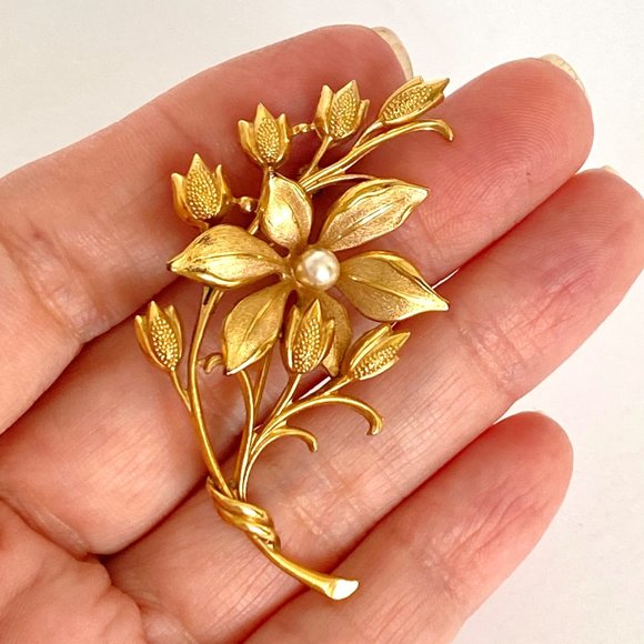 c1900 Andreas Daubs German Flower Seed Pearl 9K Double Gold Plate Antique Brooch - Picture 2 of 10